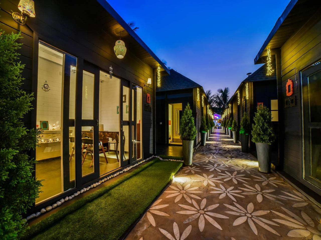 Casa Playa Comforts Вагатор Екстериор снимка